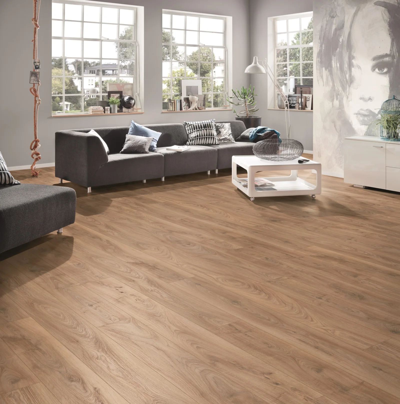 Atlantic 10mm Historic Oak Laminate Flooring - Judge Carpets