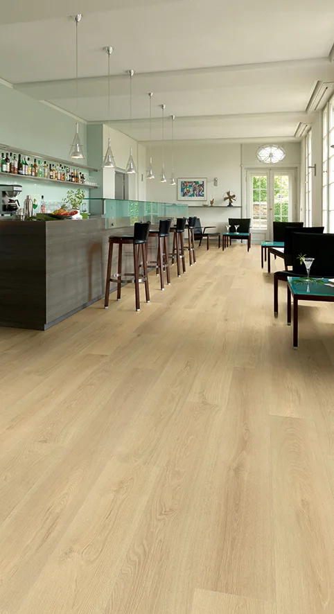 Long & Wide 12mm Blonde Montreux Oak