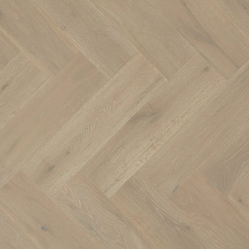 Universal Clic Herringbone Misted Oak