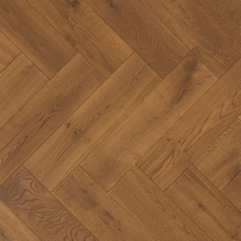 Universal Clic Herringbone Cognac Oak
