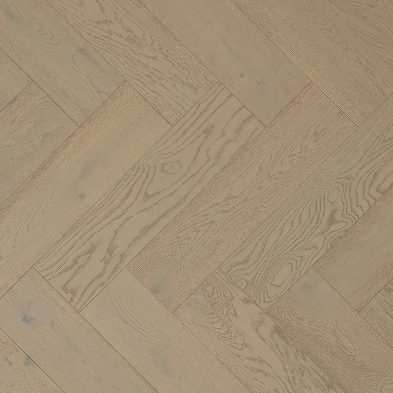 Universal Clic Herringbone Platinum Oak
