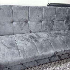 Judge bed settee