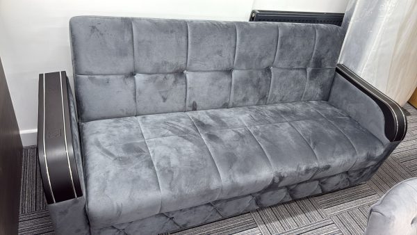 Judge bed settee